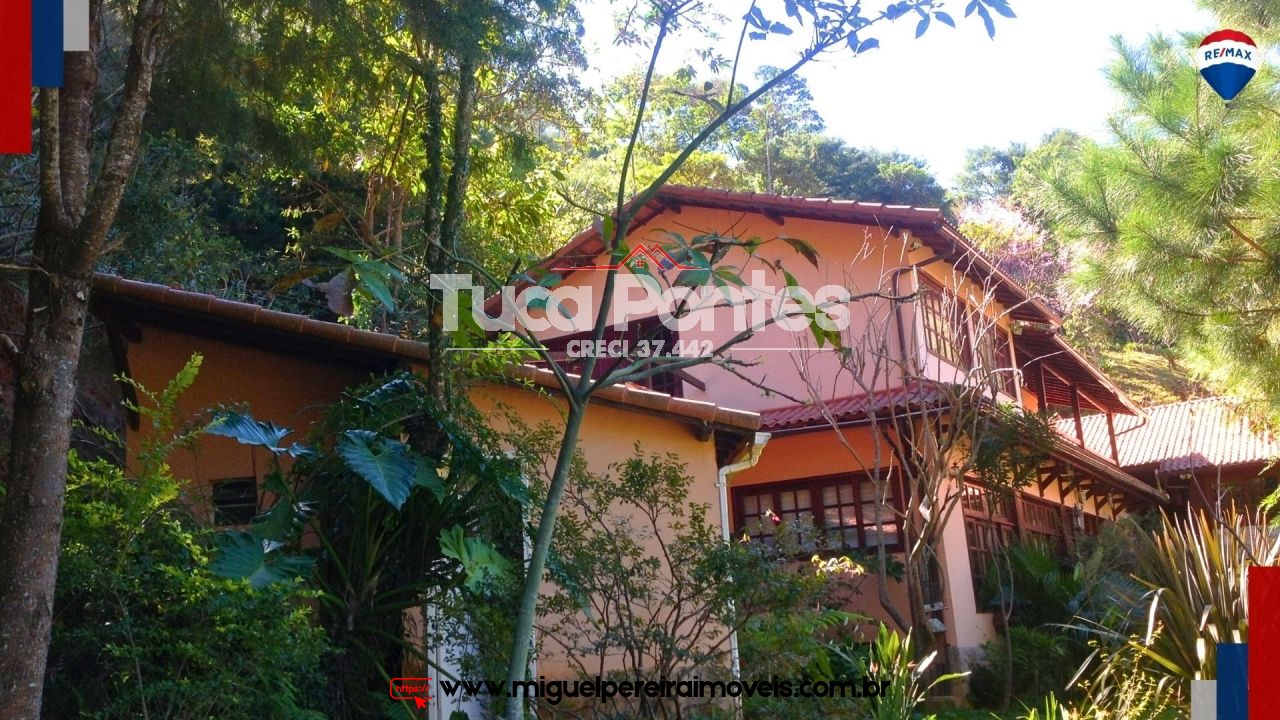 Com lago, espaço lazer e ampla casa - Localizado na APA | Código:S25