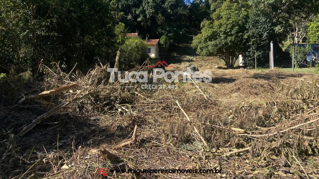 Terreno residencial - Rua sem saída - no coração do Centro | Código:T8