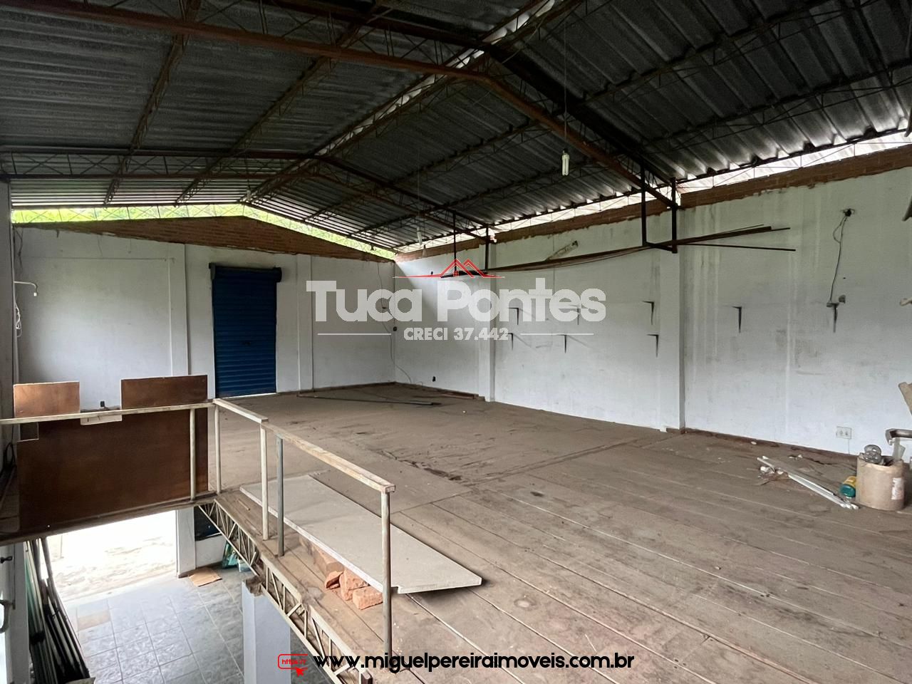 Sala Comercial - 200m² com ótimo acesso | Código:CM1